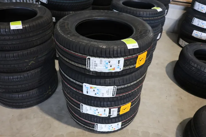 Continental Premium Contact 6 - Sommerreifen Set Größe: 215/65 R 16